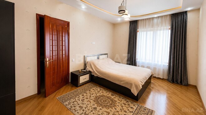 Satılır 4 otaqlı yeni tikili 204 m², Sahil m., photo 18 from 31