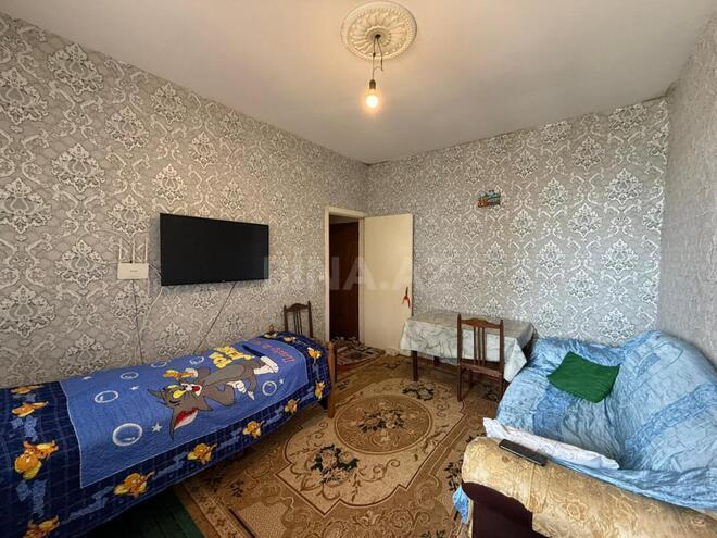 Продаётся 2-комн. вторичка 55 м², м. 20 января, photo 1 from 12