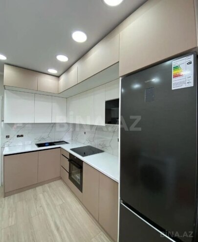 Satılır 2 otaqlı köhnə tikili 75 m², İnşaatçılar m., photo 4 from 7