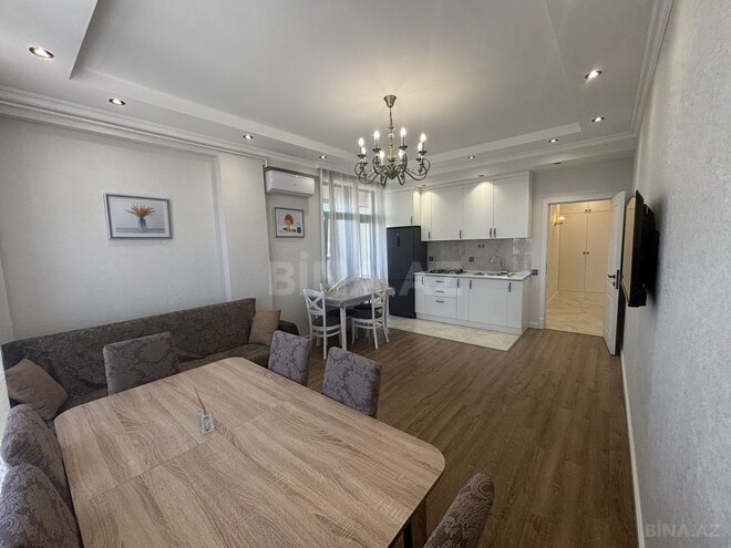 Сдаётся 3-комн. новостройка 85 м², пос. Бакиханова, photo 1 from 14