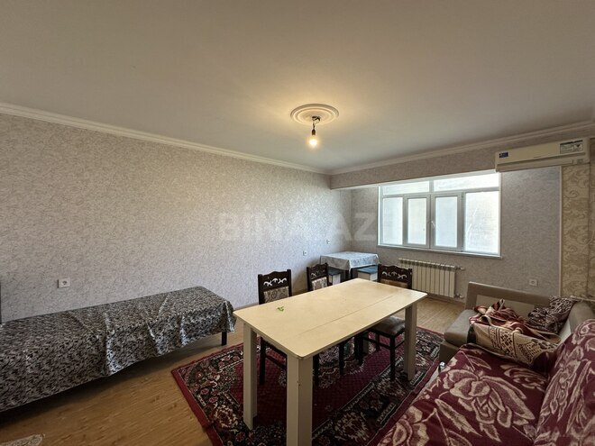 Продаётся 3-комн. вторичка 80 м², м. Нефтчиляр, photo 3 from 18