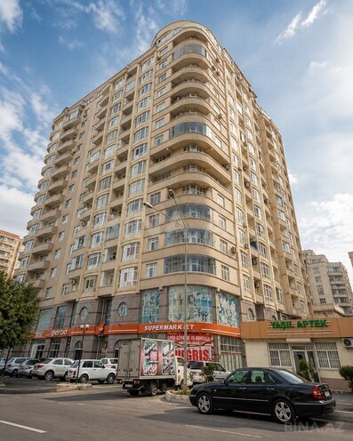 Сдаётся 2-комн. новостройка 86 м², м. Шах Исмаил Хатаи, photo 1 from 12