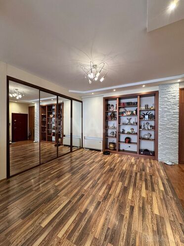 Satılır 4 otaqlı yeni tikili 211 m², 8 Noyabr m., photo 15 from 18
