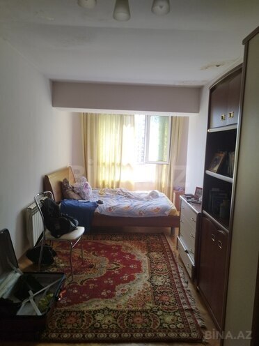 Продаётся 2-комн. вторичка 80 м², м. Низами, photo 9 from 13