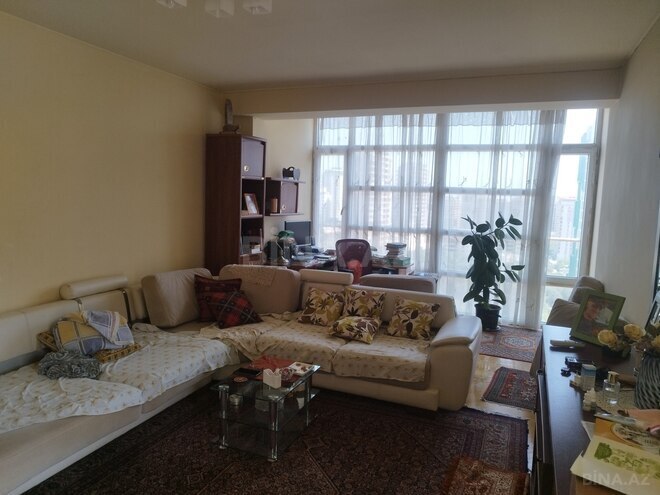 Продаётся 2-комн. вторичка 80 м², м. Низами, photo 7 from 13