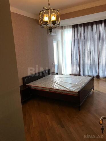 Сдаётся 3-комн. новостройка 149 м², м. Низами, photo 7 from 27