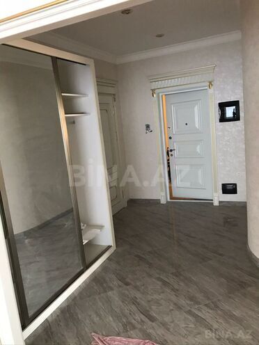 Сдаётся 3-комн. новостройка 149 м², м. Низами, photo 4 from 27