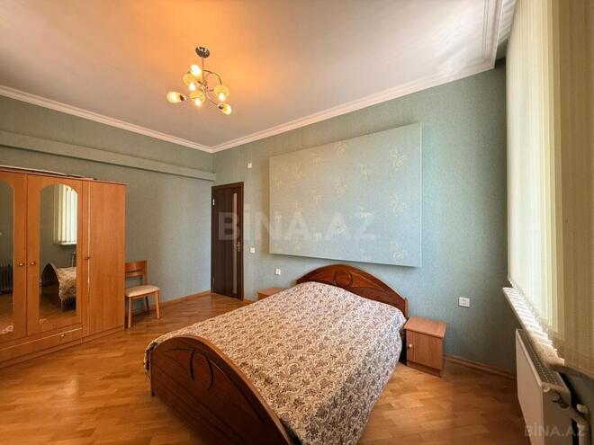 Продаётся 3-комн. новостройка 94 м², м. Элмляр Академиясы, photo 9 from 17