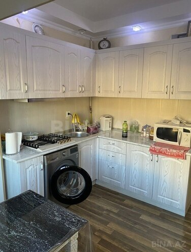 Продаётся 2-комн. вторичка 65 м², м. Ази Асланов, photo 9 from 11