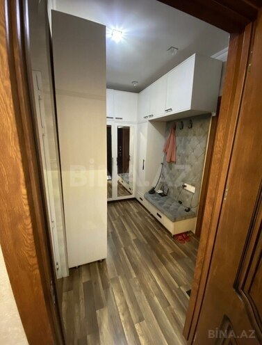 Продаётся 2-комн. вторичка 65 м², м. Ази Асланов, photo 4 from 11