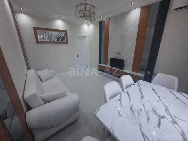 Сдаётся 2-комн. новостройка 60 м², м. Кара Караев, photo 1 from 25