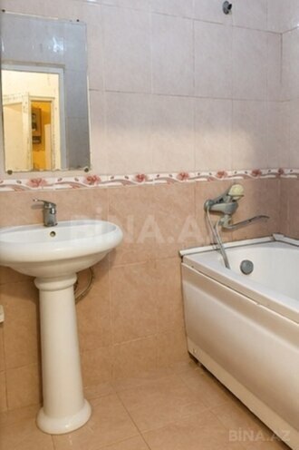 Satılır 2 otaqlı köhnə tikili 65 m², Nərimanov r., photo 8 from 10