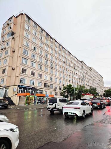 Продаётся 2-комн. вторичка 45 м², м. Иншаатчылар, photo 1 from 16