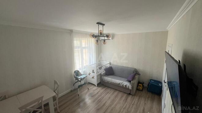 Satılır 2 otaqlı köhnə tikili 45 m², Hövsan q., photo 1 from 15