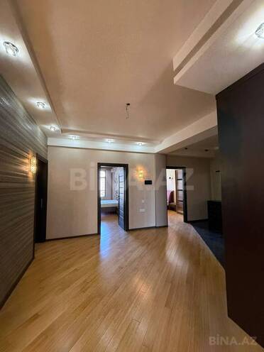 İcarəyə verilir 4 otaqlı yeni tikili 170 m², 28 May m., photo 12 from 31