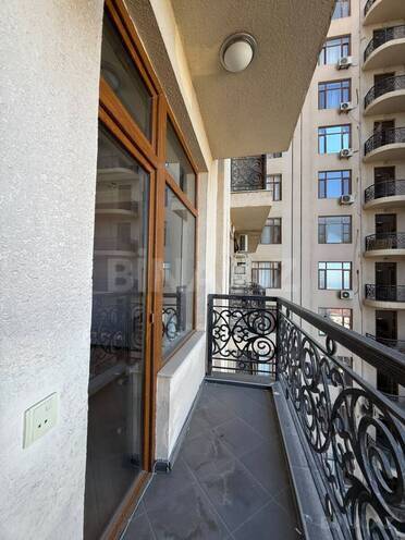 İcarəyə verilir 4 otaqlı yeni tikili 170 m², 28 May m., photo 16 from 31