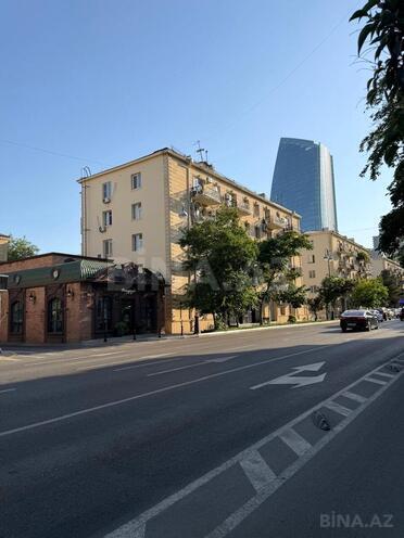 Satılır 2 otaqlı köhnə tikili 45 m², Şah İsmayıl Xətai m., photo 1 from 11