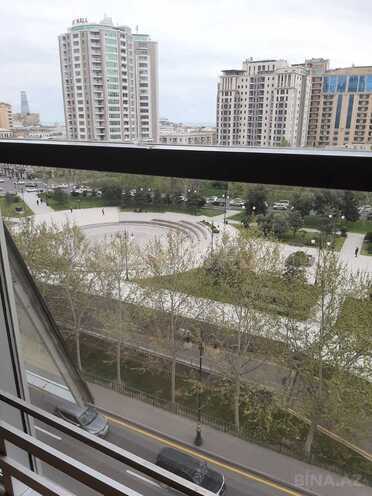 Satılır 3 otaqlı köhnə tikili 104 m², Sahil m., photo 4 from 22