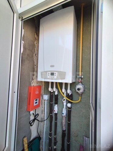 Satılır 3 otaqlı köhnə tikili 80 m², M.Ə.Rəsulzadə q., photo 14 from 18