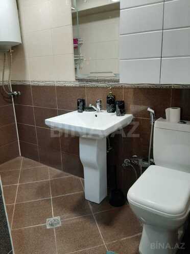 Satılır 3 otaqlı köhnə tikili 104 m², Sahil m., photo 18 from 22