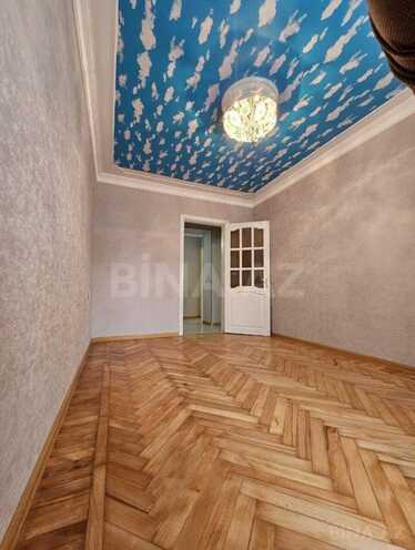 Продаётся 2-комн. вторичка 60 м², м. Элмляр Академиясы, photo 4 from 11