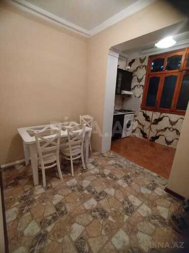 Продаётся 2-комн. вторичка 45 м², м. Иншаатчылар, photo 4 from 12