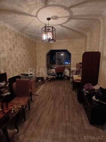 Satılır 3 otaqlı köhnə tikili 72 m², Bakıxanov q., photo 1 from 9
