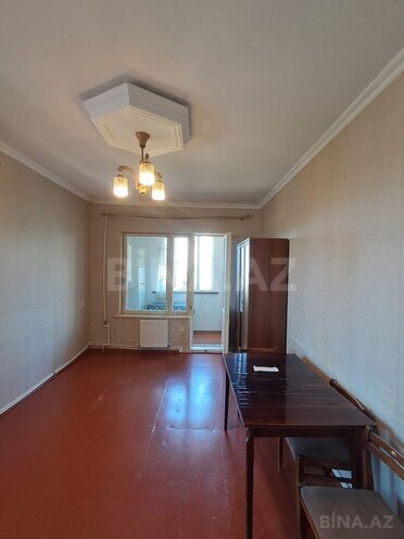 Продаётся 2-комн. вторичка 40 м², м. Ази Асланов, photo 17 from 23