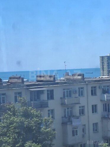 Продаётся 2-комн. вторичка 40 м², м. Ази Асланов, photo 8 from 23