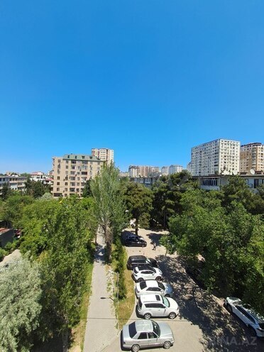 Продаётся 2-комн. вторичка 40 м², м. Ази Асланов, photo 12 from 23