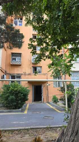 İcarəyə verilir 2 otaqlı köhnə tikili 42 m², Qara Qarayev m., photo 1 from 11