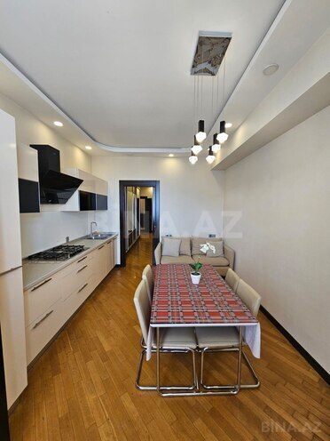 Сдаётся 3-комн. новостройка 140 м², м. Элмляр Академиясы, photo 11 from 17