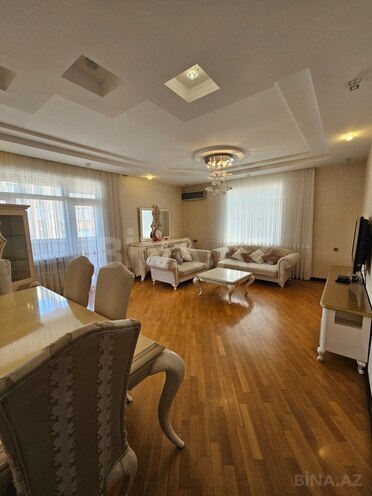 Сдаётся 3-комн. новостройка 140 м², м. Элмляр Академиясы, photo 4 from 17