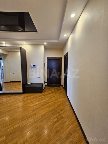Сдаётся 3-комн. новостройка 140 м², м. Элмляр Академиясы, photo 14 from 17