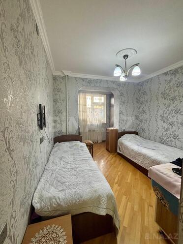 Продаётся 3-комн. вторичка 90 м², м. 8 ноября, photo 8 from 14