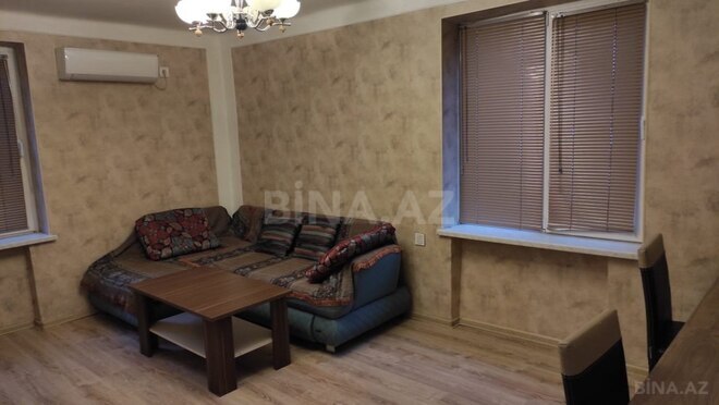 Продаётся 1-комн. вторичка 40 м², м. Элмляр Академиясы, photo 3 from 11