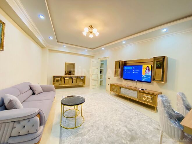 Сдаётся 3-комн. новостройка 120 м², м. Низами, photo 17 from 31