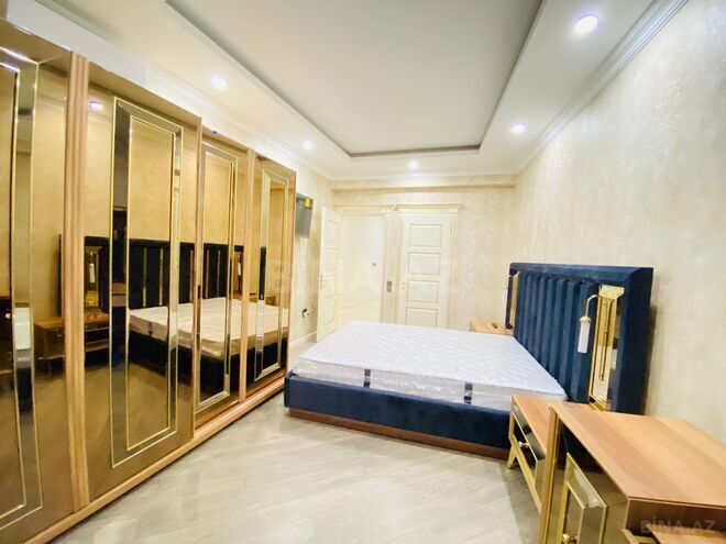 Сдаётся 3-комн. новостройка 120 м², м. Низами, photo 21 from 31