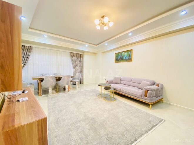 Сдаётся 3-комн. новостройка 120 м², м. Низами, photo 27 from 31
