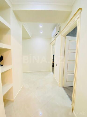 Сдаётся 3-комн. новостройка 120 м², м. Низами, photo 12 from 31