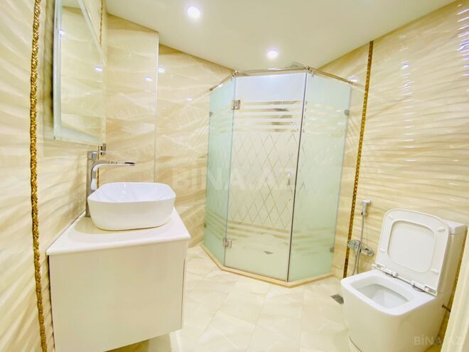 Сдаётся 3-комн. новостройка 120 м², м. Низами, photo 30 from 31
