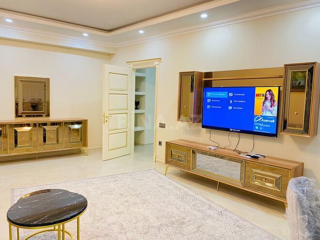 Сдаётся 3-комн. новостройка 120 м², м. Низами, photo 5 from 31