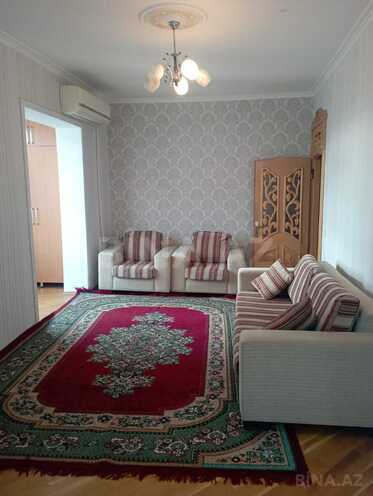 İcarəyə verilir 2 otaqlı köhnə tikili 60 m², Massiv A q., photo 1 from 17