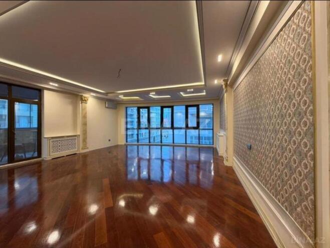 Satılır 3 otaqlı yeni tikili 215 m², Şah İsmayıl Xətai m., photo 1 from 10