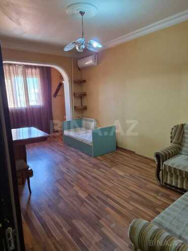 İcarəyə verilir 2 otaqlı köhnə tikili 75 m², 8-ci mikrorayon q., photo 3 from 9