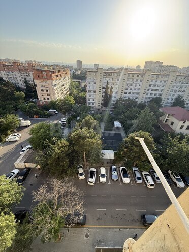 Satılır 4 otaqlı köhnə tikili 100 m², Əhmədli m., photo 1 from 16