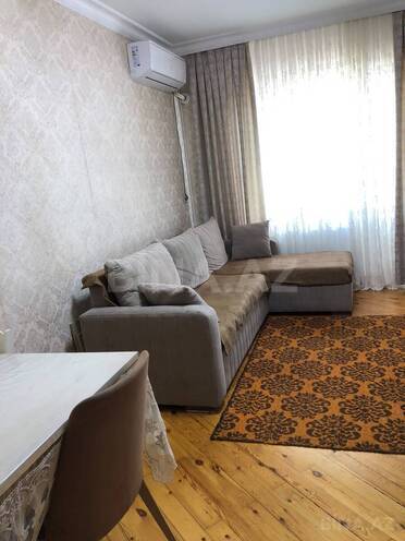 Продаётся 2-комн. вторичка 65 м², Хатаинский р., photo 3 from 20