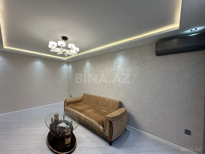Продаётся 3-комн. вторичка 80 м², м. Ази Асланов, photo 4 from 20