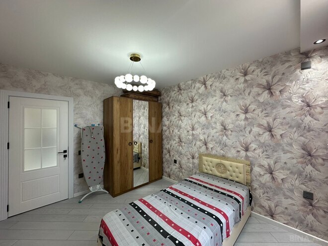 Продаётся 3-комн. вторичка 80 м², м. Ази Асланов, photo 10 from 20