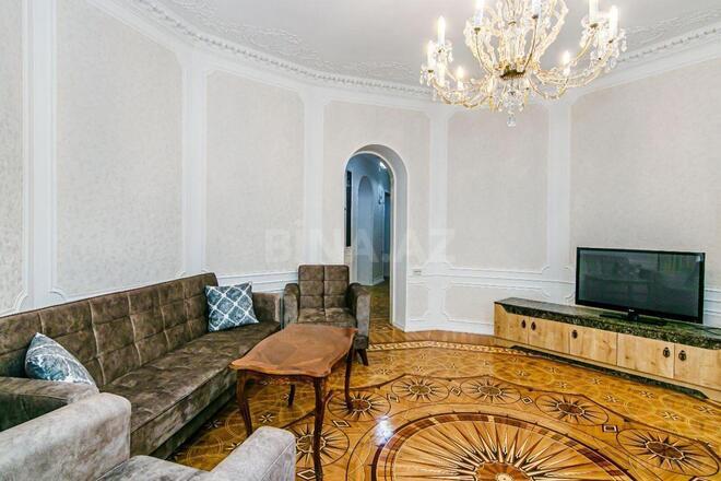 İcarəyə verilir 4 otaqlı köhnə tikili 120 m², Sahil m., photo 9 from 27